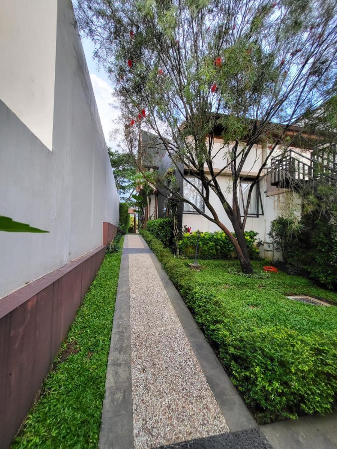 Villa Vimala Hills Semeru Bogor Exterior photo